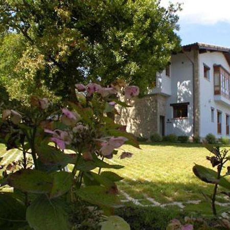 La Casona Encanto Rural - Apartahotel Spa Лянес Екстериор снимка